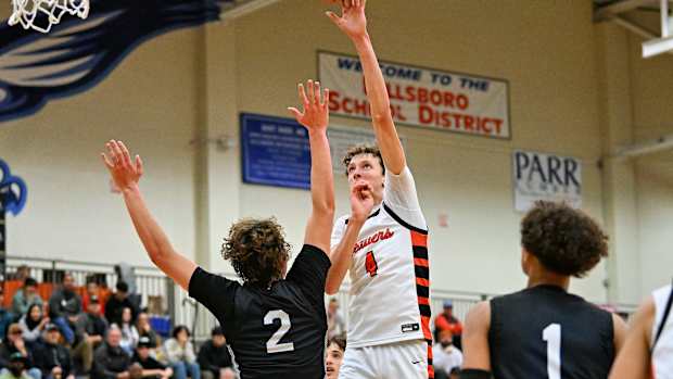 Beaverton Tualatin boys basketball Les Schwab Invitational December 26 2023 Leon Neuschwander 17